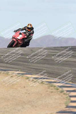 media/Nov-16-2025-Race Pace (Sun) [[8c5fa54630]]/Verified Riders/1-Turns 9 and 10 (925am)/